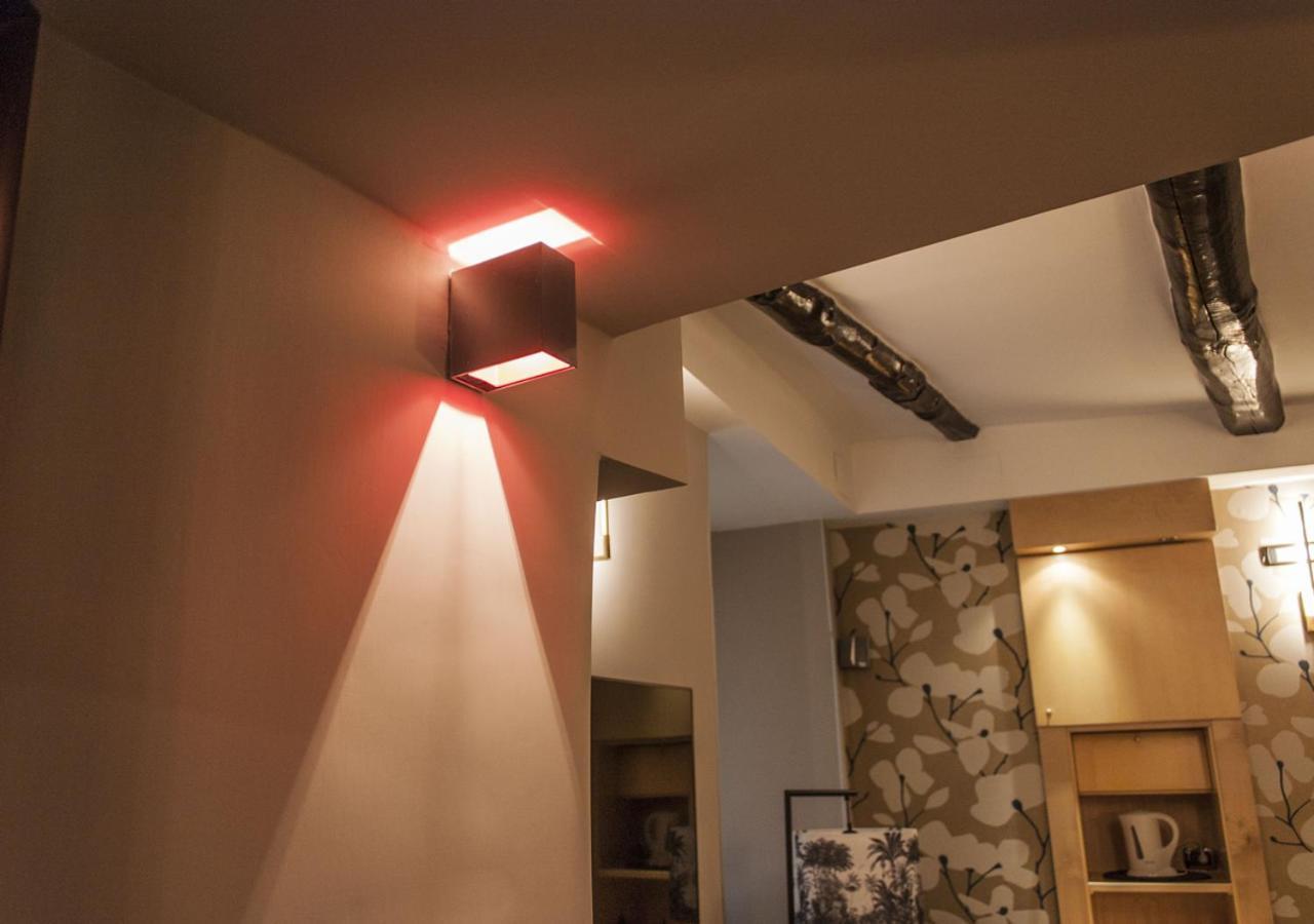 Apartmán Relais Santa Chiara Neapol Exteriér fotografie
