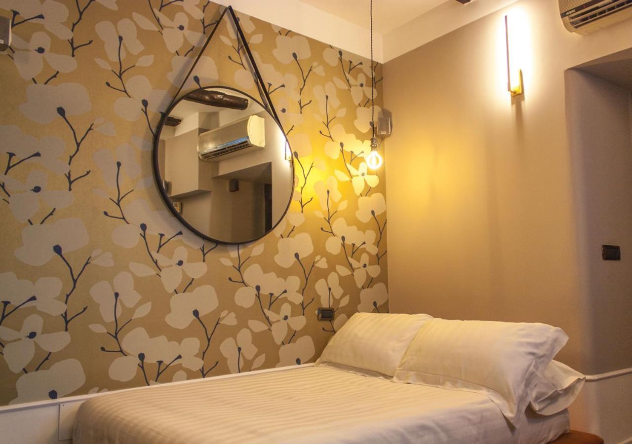 Apartmán Relais Santa Chiara Neapol Exteriér fotografie