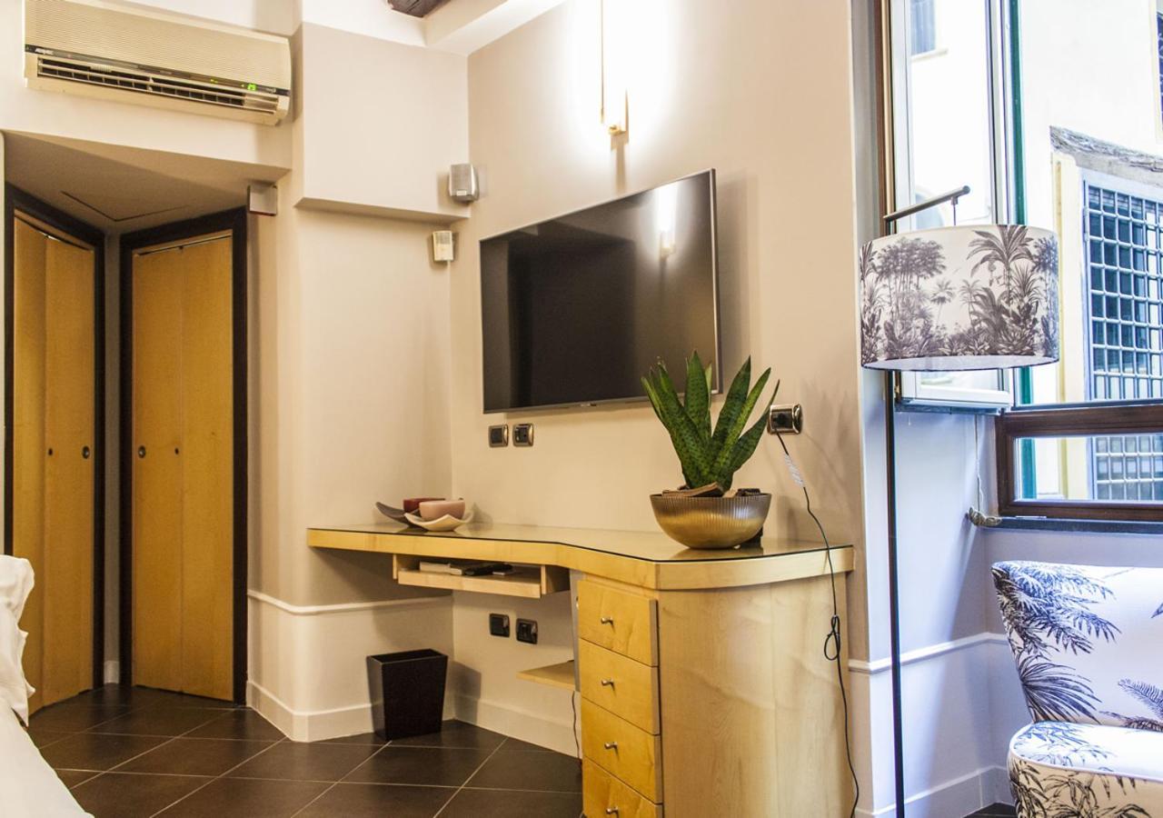 Apartmán Relais Santa Chiara Neapol Exteriér fotografie
